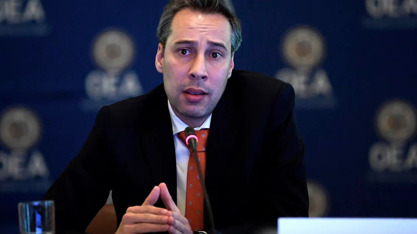 El periodista venezolano, Roberto Deniz El periodista venezolano, Roberto Deniz