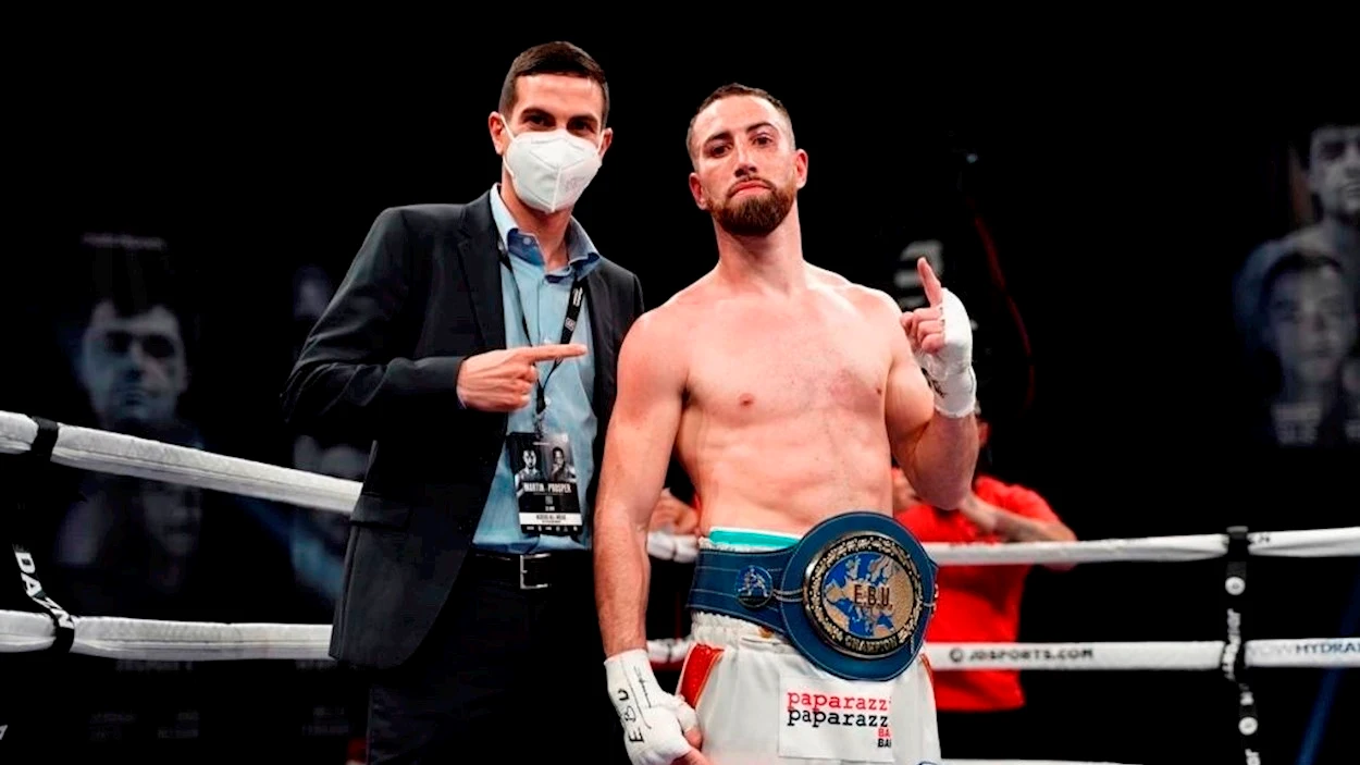 Sandor Martín, tras un combate Sandor Martín, tras un combate