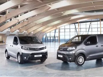 Toyota España lanza la gama 2022 de Proace y Proace Electric Toyota España lanza la gama 2022 de Proace y Proace Electric