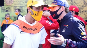 Daniel Ricciardo y Max Verstappen