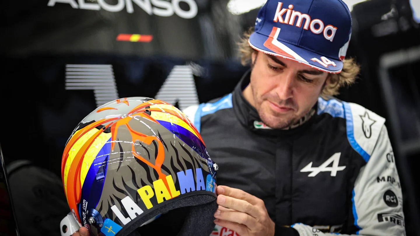 Fernando Alonso correrá en Austin con un casco en homenaje a La Palma Fernando Alonso correrá en Austin con un casco en homenaje a La Palma