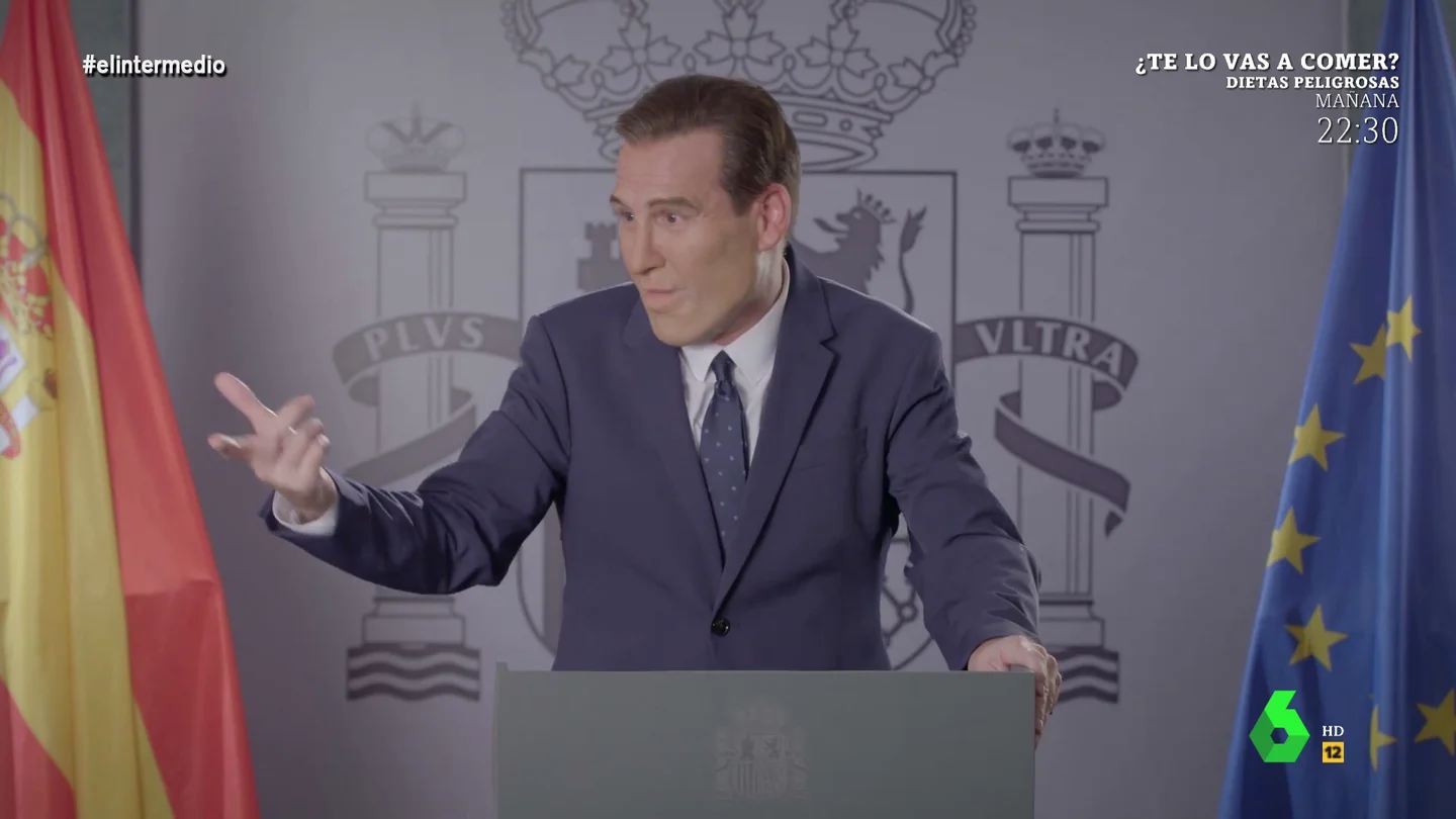 Así fue la imitación de Joaquín Reyes a Pedro Sánchez: "Nombrar a Màxim Huerta ministro, ¿esa broma fue buenísima, eh?" Así fue la imitación de Joaquín Reyes a Pedro Sánchez: "Nombrar a Màxim Huerta ministro, ¿esa broma fue buenísima, eh?"