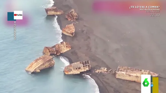 Un volcán hace emerger barcos hundidos durante la Segunda Guerra Mundial en Japón Un volcán hace emerger barcos hundidos durante la Segunda Guerra Mundial en Japón