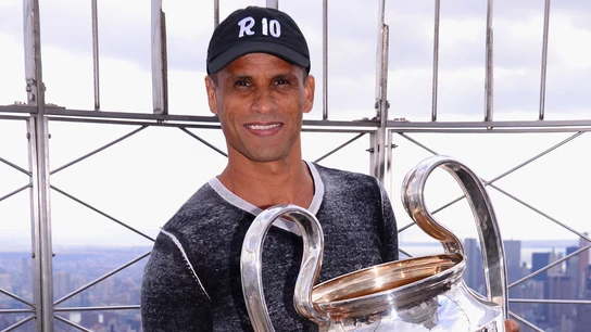 Rivaldo montó una sociedad en las Islas Vírgenes Británicas antes de retirarse donde acumuló 30 millones de dólares Rivaldo montó una sociedad en las Islas Vírgenes Británicas antes de retirarse donde acumuló 30 millones de dólares