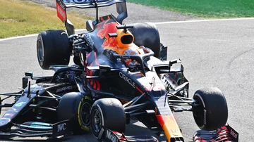 Accidente entre Max Verstappen y Lewis Hamilton