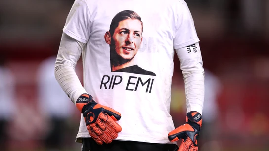 Homenaje a Emiliano Sala Homenaje a Emiliano Sala