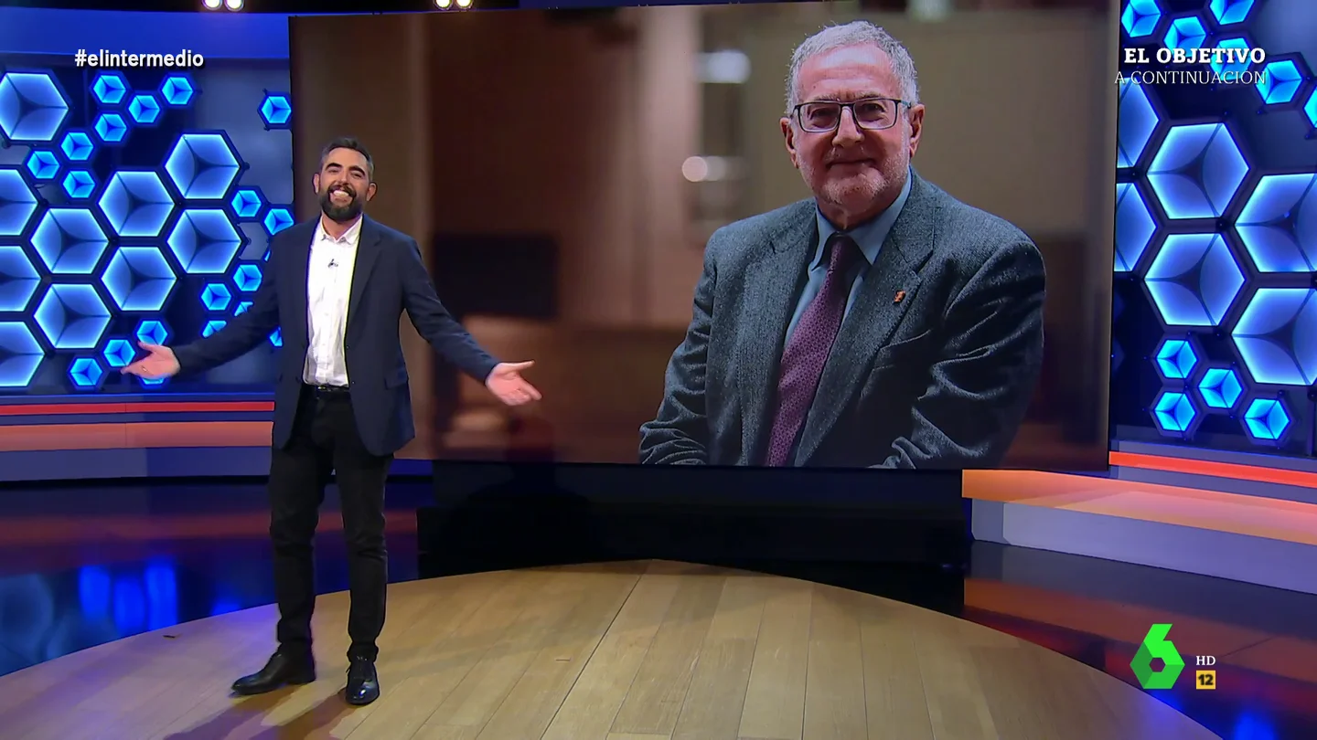 Vox alucina a Dani Mateo tras sus palabras sobre el canabis: "La izquierda quiere tener a los españoles en paro pero colocados" Vox alucina a Dani Mateo tras sus palabras sobre el canabis: "La izquierda quiere tener a los españoles en paro pero colocados"