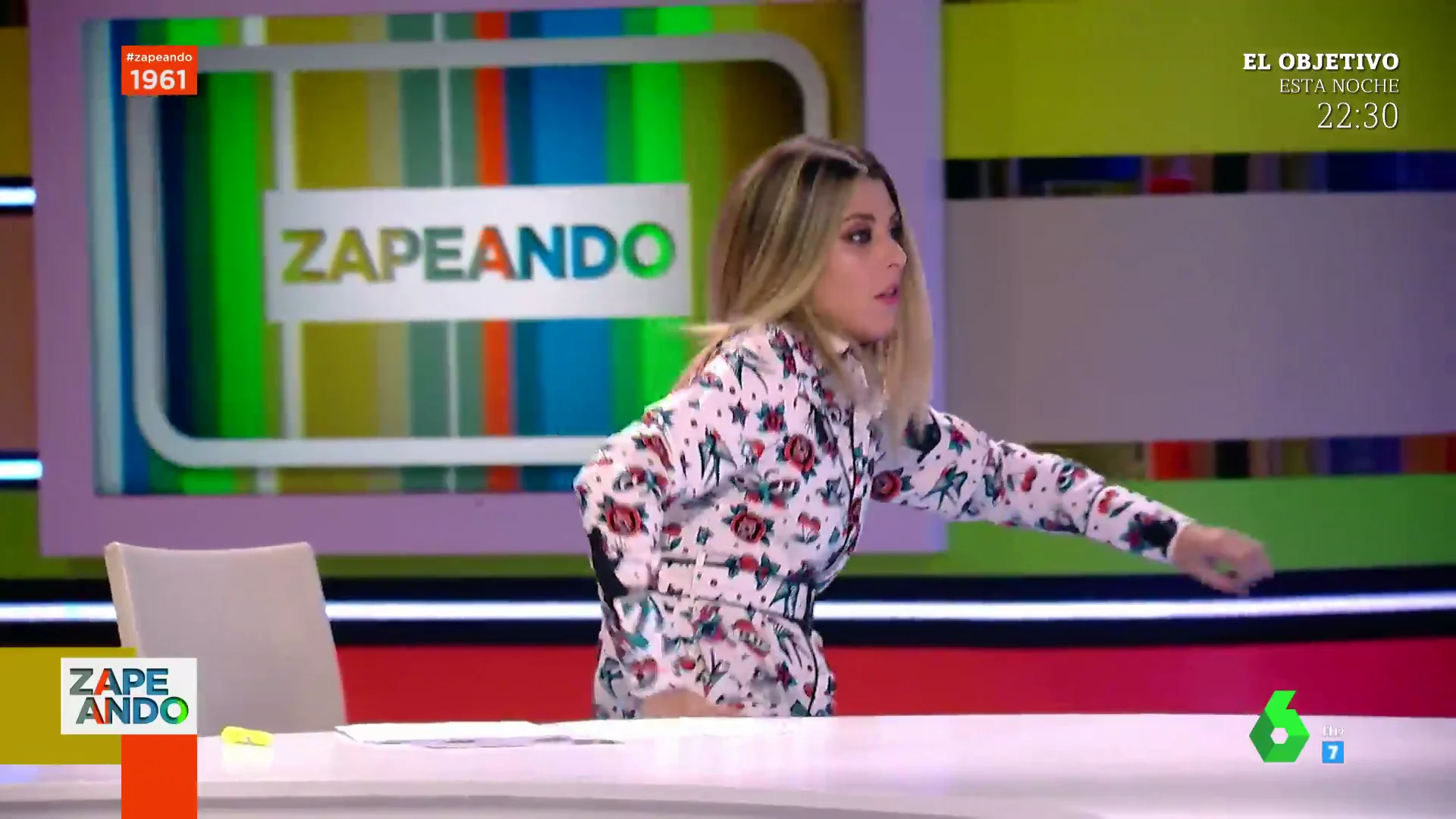 valeriaEsta es la reacción de una enfadada Valeria Ros cuando quiere pegar a alguien: "¿Tú sabes quién soy yo?, sal fuera"