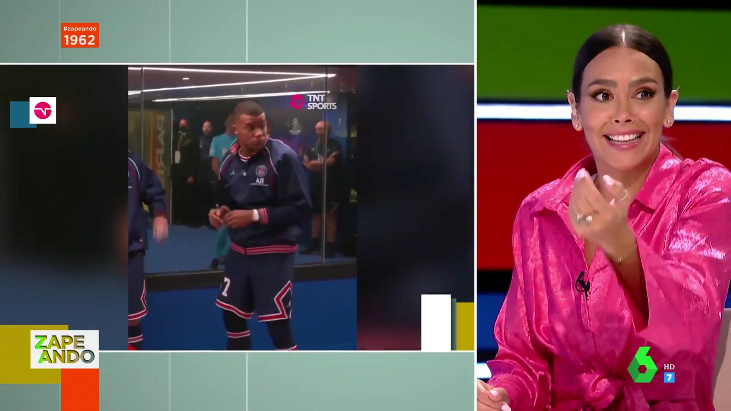 El cómico susto de Mbappé en el túnel de vestuarios cuando pita el árbitro El cómico susto de Mbappé en el túnel de vestuarios cuando pita el árbitro