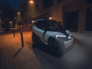 Silence lanza su primer coche eléctrico: el S04