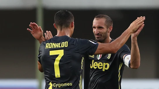 Cristiano Ronaldo y Chiellini Cristiano Ronaldo y Chiellini