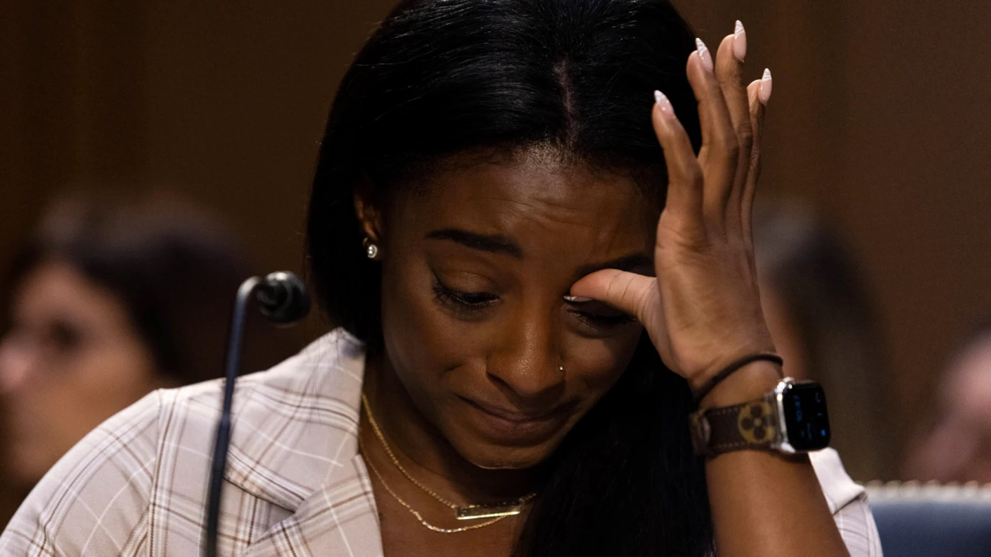 Simone Biles, llorando Simone Biles, llorando