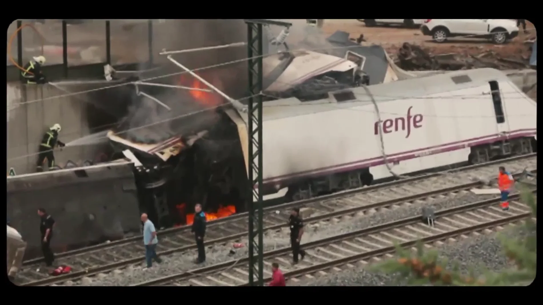 La llamada de emergencia del maquinista segundos después del accidente de tren de Santiago de Compostela: "Dios mío, ojalá no haya ningún muerto"