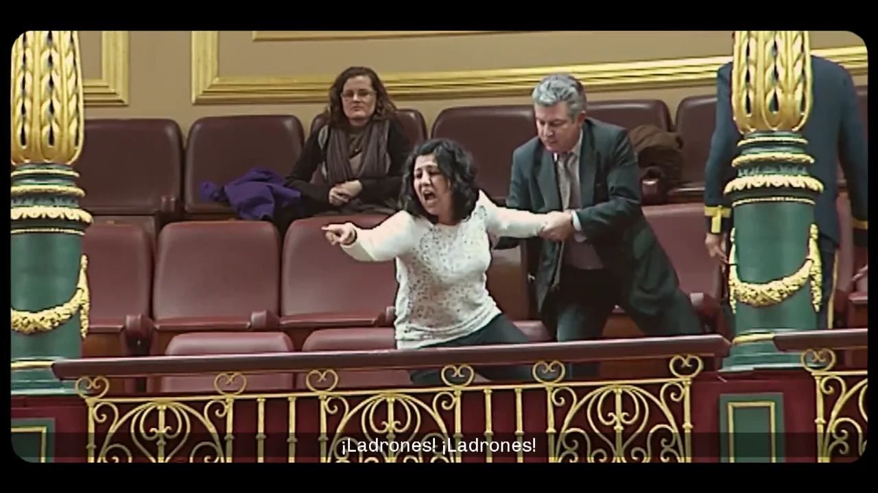 "¡Ladrones, ladrones!": el día que los gritos de la calle entraron en el Congreso en plena crisis económica