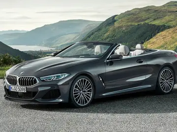 El Mercedes-AMG SL 2022 ya es una realidad pero, ¿a qué rivales se enfrenta? El Mercedes-AMG SL 2022 ya es una realidad pero, ¿a qué rivales se enfrenta?