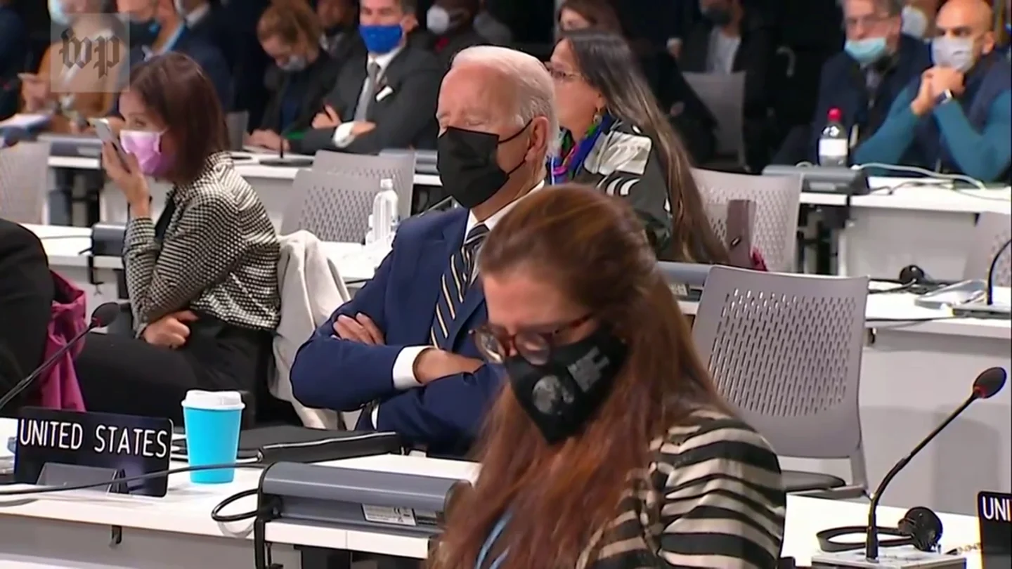 Joe Biden se duerme en plena Cumbre del Clima Joe Biden se duerme en plena Cumbre del Clima