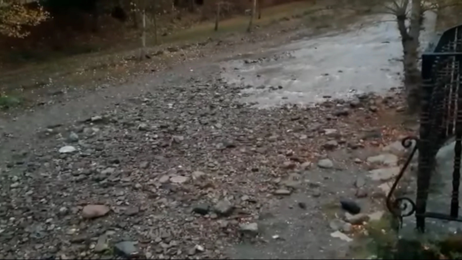 Río Oja a su paso por Ezcaray (La Rioja)