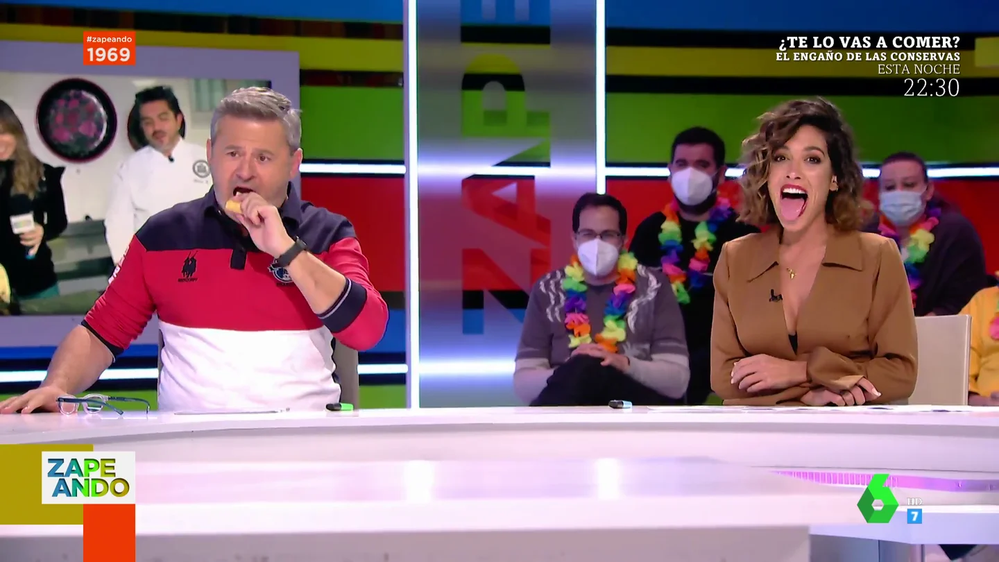 El momento en el que a Lorena Castell le sube el picante por sorpresa tras comer un chile habanero: "Tengo un calor dentro..." El momento en el que a Lorena Castell le sube el picante por sorpresa tras comer un chile habanero: "Tengo un calor dentro..."