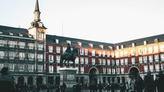 Bonos de turismo de la Comunidad de Madrid: plazos, cómo y cuándo solicitarlos