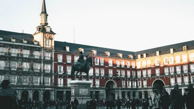 Bonos de turismo de la Comunidad de Madrid: plazos, cómo y cuándo solicitarlos Hasta 600 euros