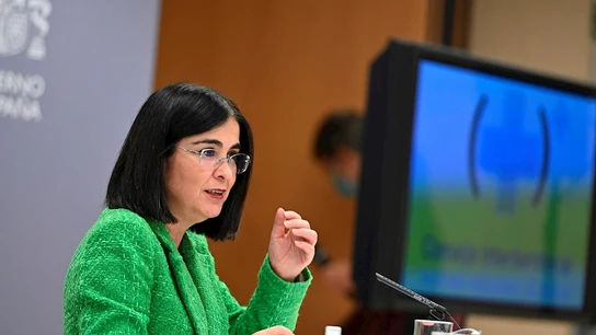 La ministra de Sanidad, Carolina Darias, durante una rueda de prensa La ministra de Sanidad, Carolina Darias, durante una rueda de prensa