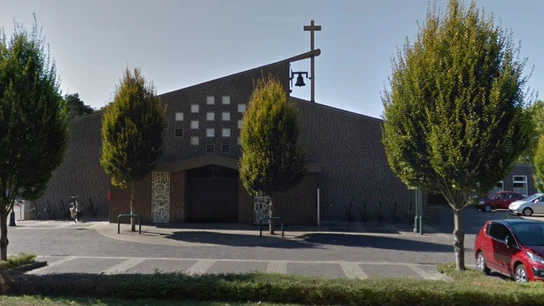 Una parroquia en Bree, Bélgica Una parroquia en Bree, Bélgica