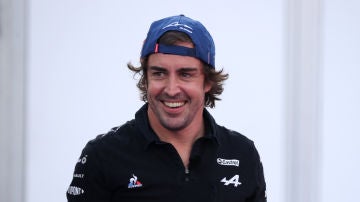 Fernando Alonso, sonriente