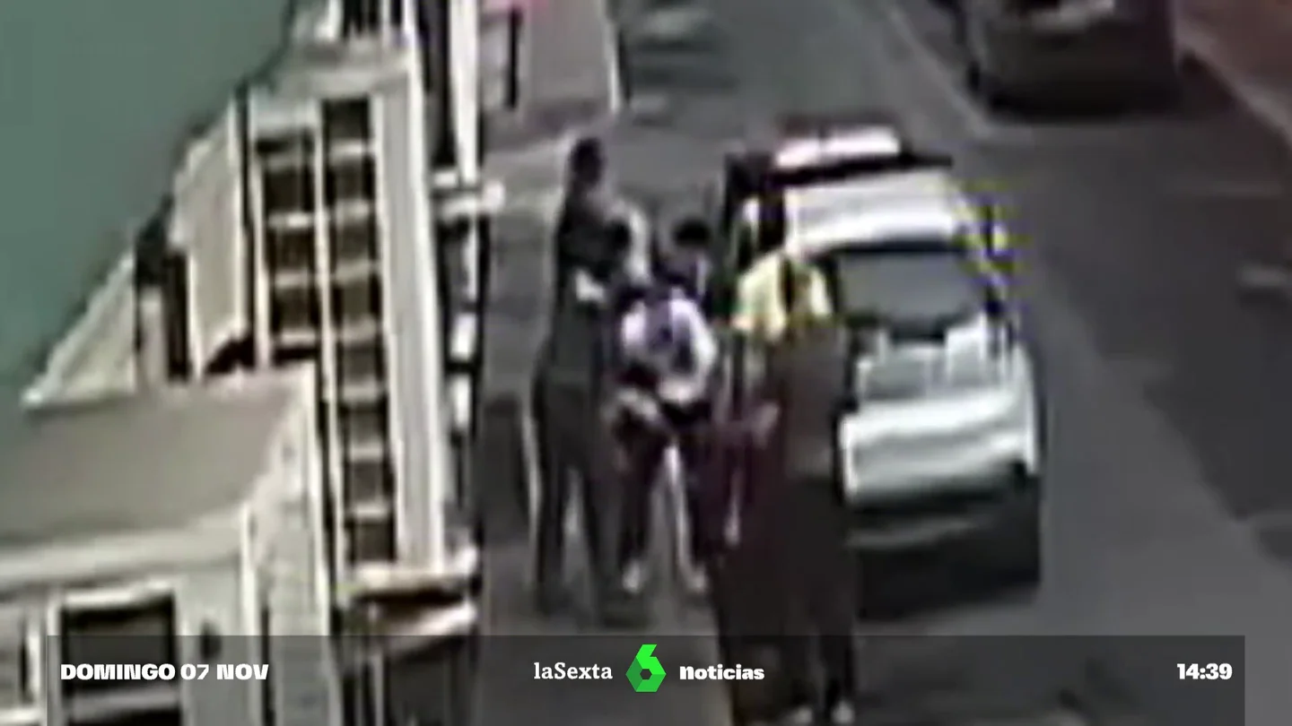 La Guardia Civil salva a un niño de seis años La Guardia Civil salva a un niño de seis años