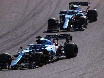 Fernando Alonso y Esteban Ocon