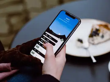 Cómo acabar con las pulsaciones fantasma en la pantalla de tu iPhone Cómo acabar con las pulsaciones fantasma en la pantalla de tu iPhone