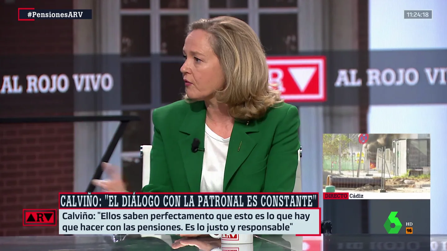 Calviño que el aumento de cotizaciones es "lo más justo y responsable" para garantizar las pensiones Calviño que el aumento de cotizaciones es "lo más justo y responsable" para garantizar las pensiones