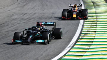 Lewis Hamilton y Max Verstappen