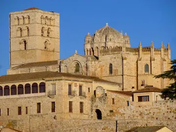 Descubre las leyendas de la cabeza de la Catedral de Zamora Descubre las leyendas de la cabeza de la Catedral de Zamora