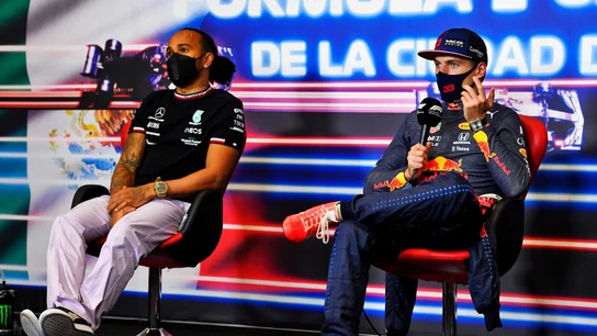 Lewis Hamilton y Max Verstappen Lewis Hamilton y Max Verstappen