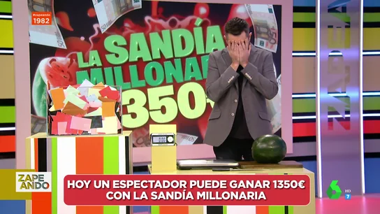 La decepción de Dani Mateo cuando no le cogen el teléfono para concursar en la sandía millonaria: "Nadie quiere nuestro dinero" La decepción de Dani Mateo cuando no le cogen el teléfono para concursar en la sandía millonaria: "Nadie quiere nuestro dinero"