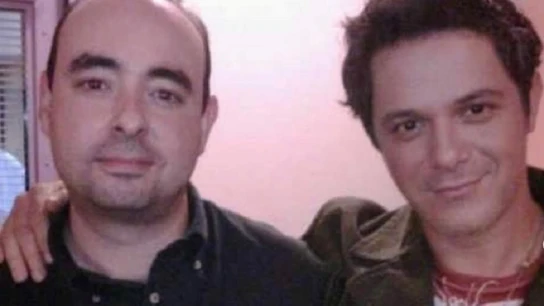 Imagen de archivo de Alejandro Sanz con su primo David Imagen de archivo de Alejandro Sanz con su primo David