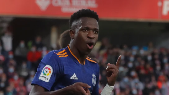 Vinicius marca el tercer tanto en el partido contra el Granada Vinicius marca el tercer tanto en el partido contra el Granada