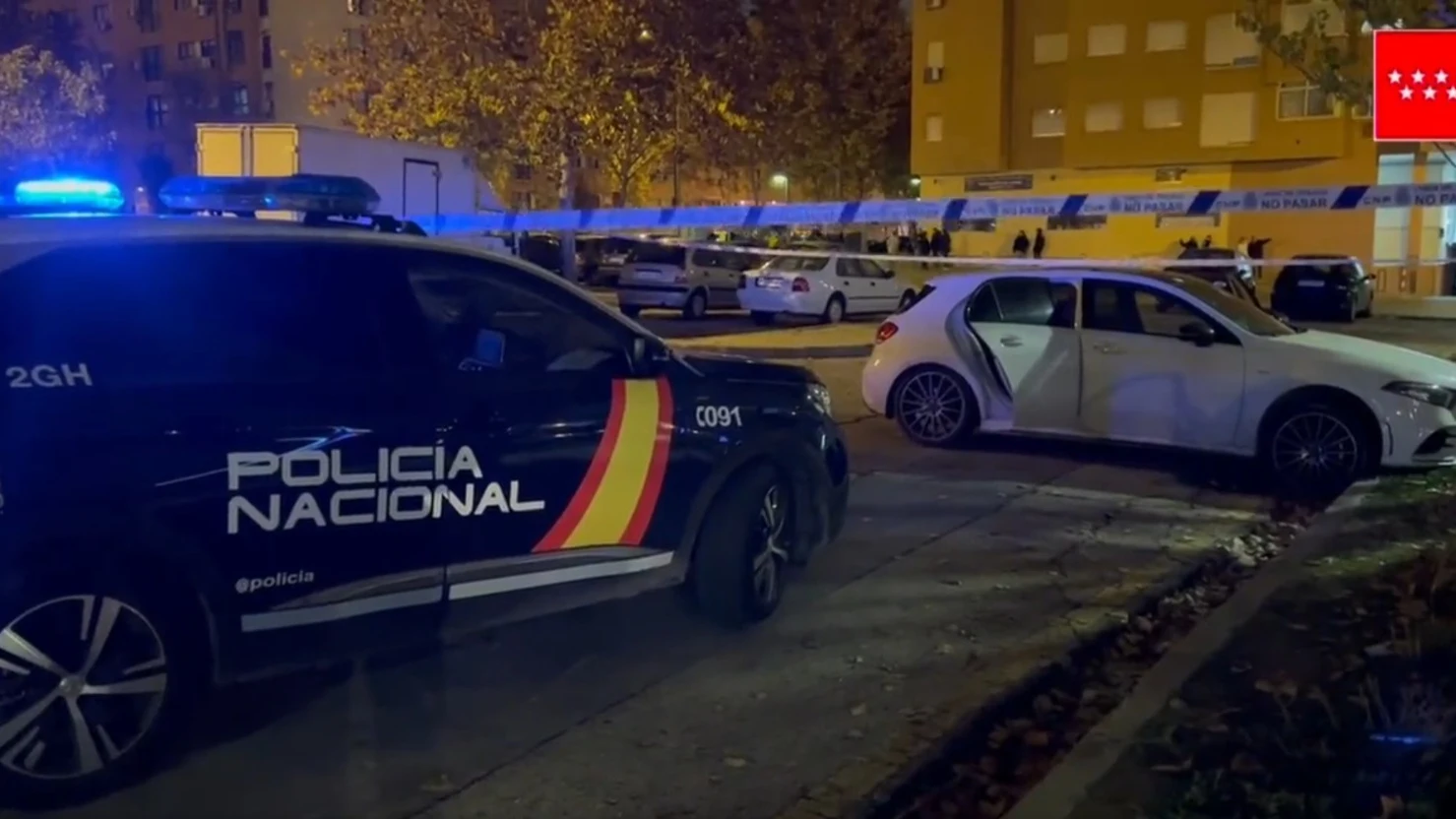 Hallan a un hombre con un disparo en la cabeza en el interior de un coche en Getafe