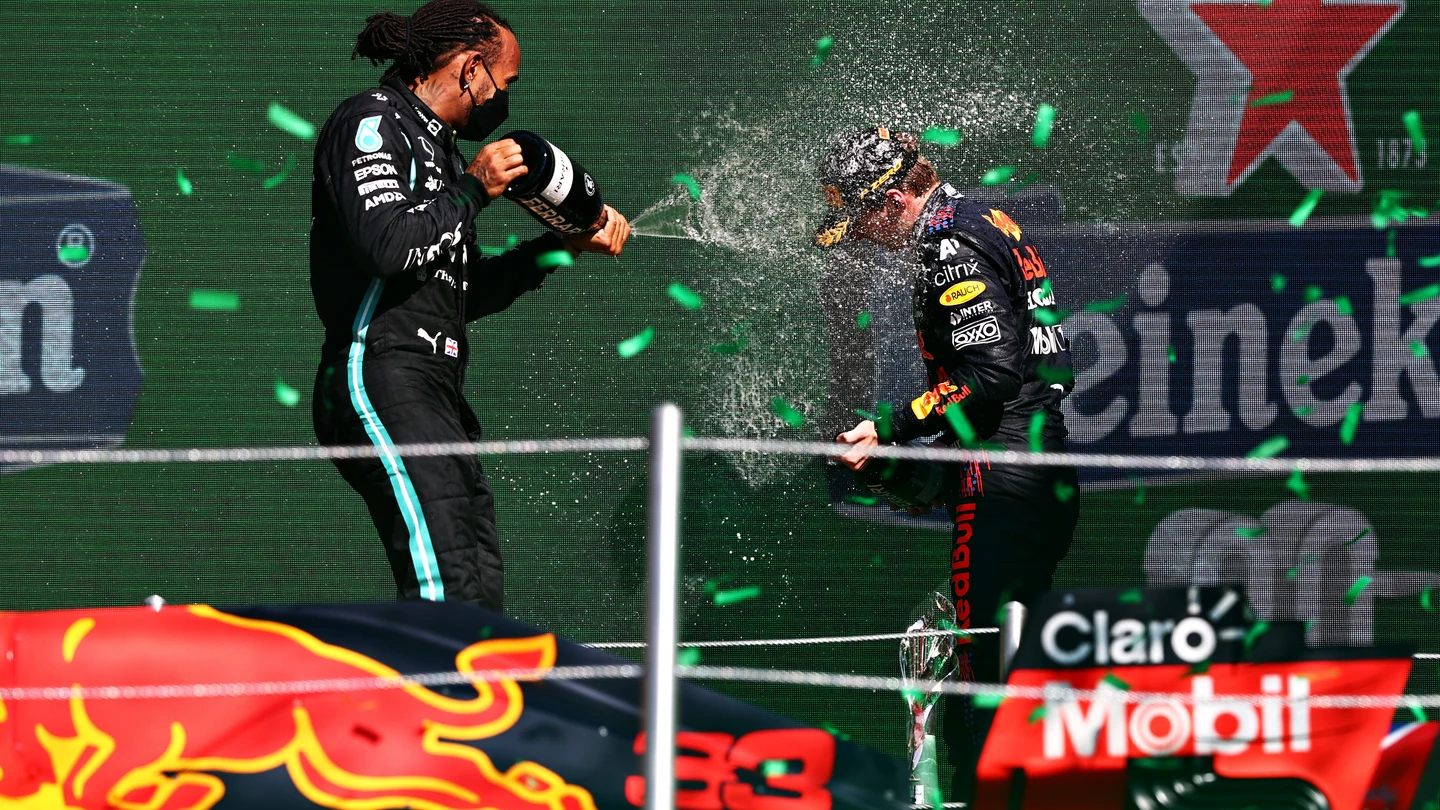 Lewis Hamilton y Max Verstappen Lewis Hamilton y Max Verstappen