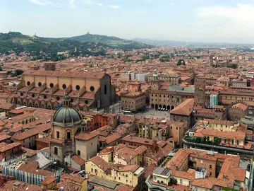 Las Tres Flechas de Bolonia: qué son y dónde podemos encontrarlas Las Tres Flechas de Bolonia: qué son y dónde podemos encontrarlas
