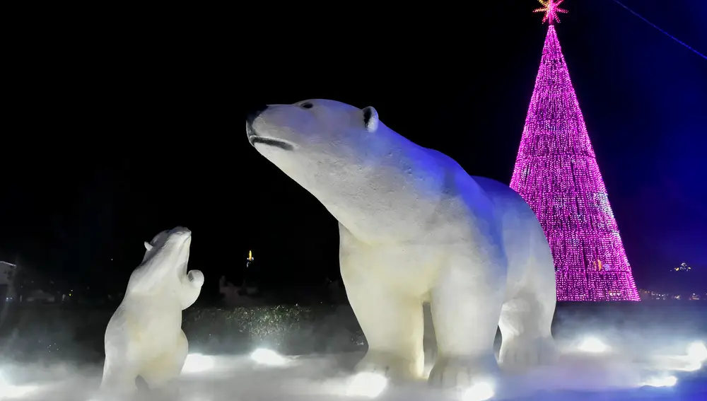 Paseando con osos polares en el Parque de la Navidad de España de Torrejón de Ardoz