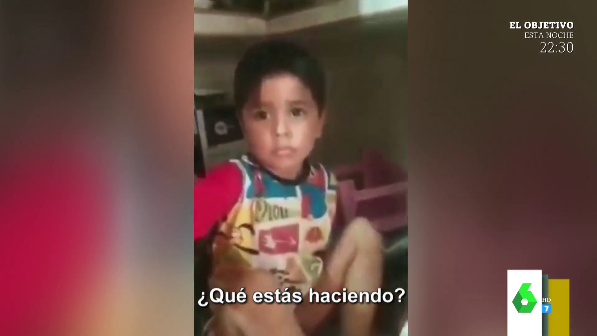 El impactante vídeo de un niño al que detienen a punto de licuar a su gato:  