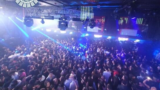 Imagen de las aglomeraciones en la discoteca 'Cool' de Madrid
