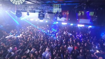 Imagen de las aglomeraciones en la discoteca 'Cool' de Madrid