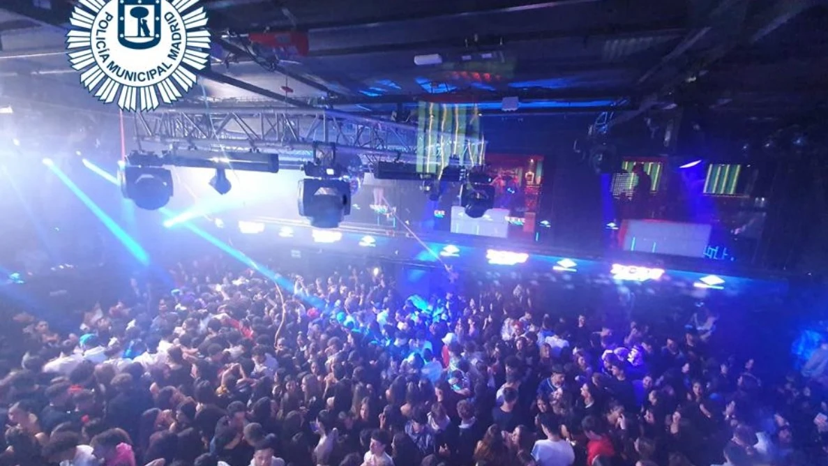 Imagen de las aglomeraciones en la discoteca 'Cool' de Madrid