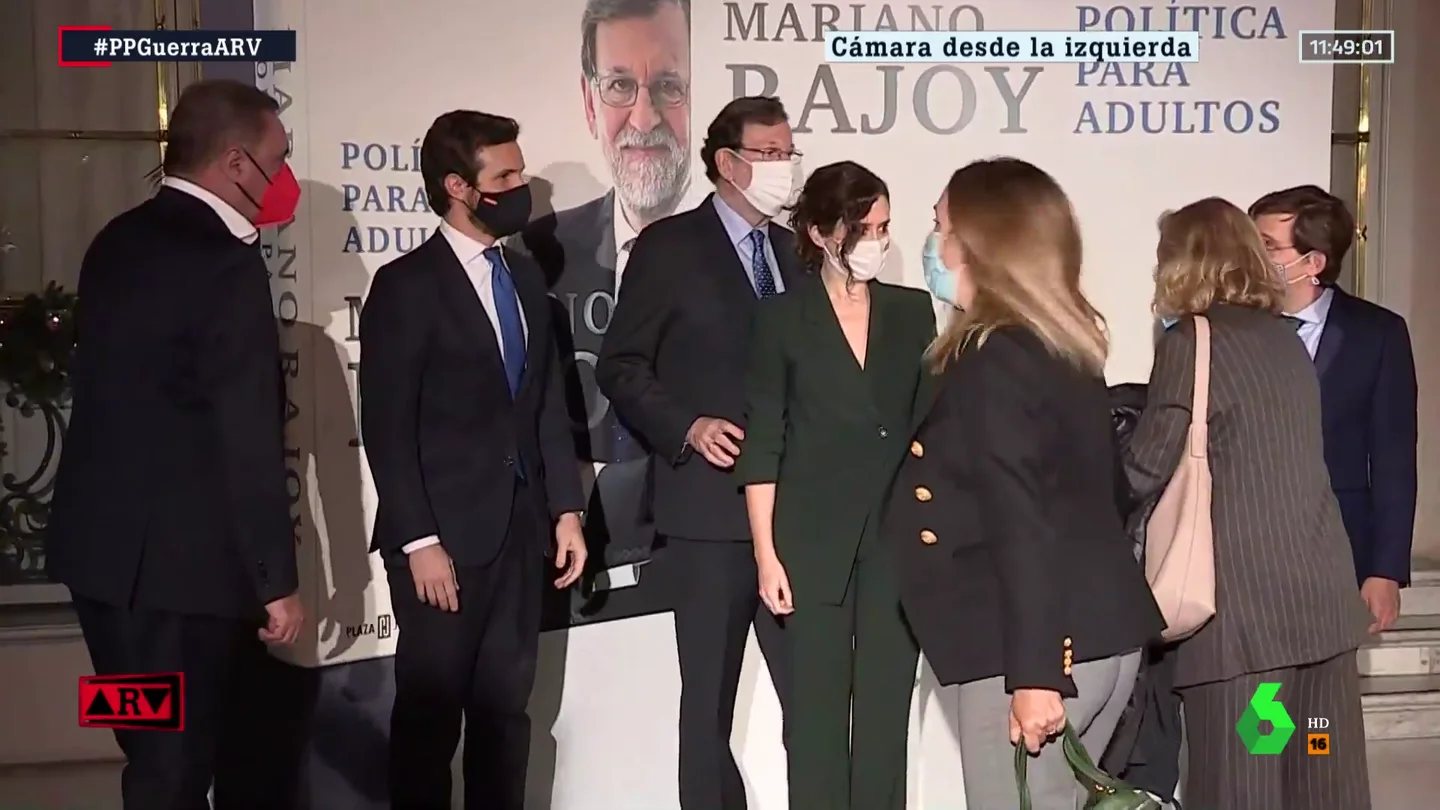 VAR del reencuentro entre Casado y Díaz Ayuso VAR del reencuentro entre Casado y Díaz Ayuso