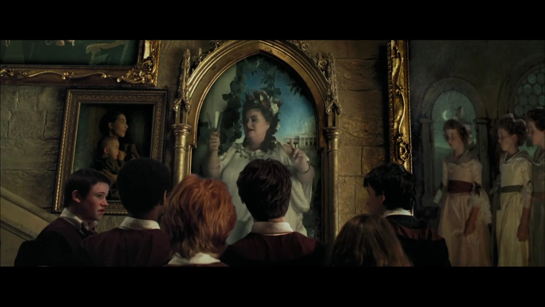 Los guiños que ocultan los retratos de la Gran Escalera de Harry Potter