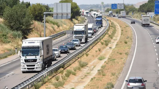 Una imagen de archivo de la A 2 cerca de Lleida, en dirección a Barcelona. Una imagen de archivo de la A 2 cerca de Lleida, en dirección a Barcelona.