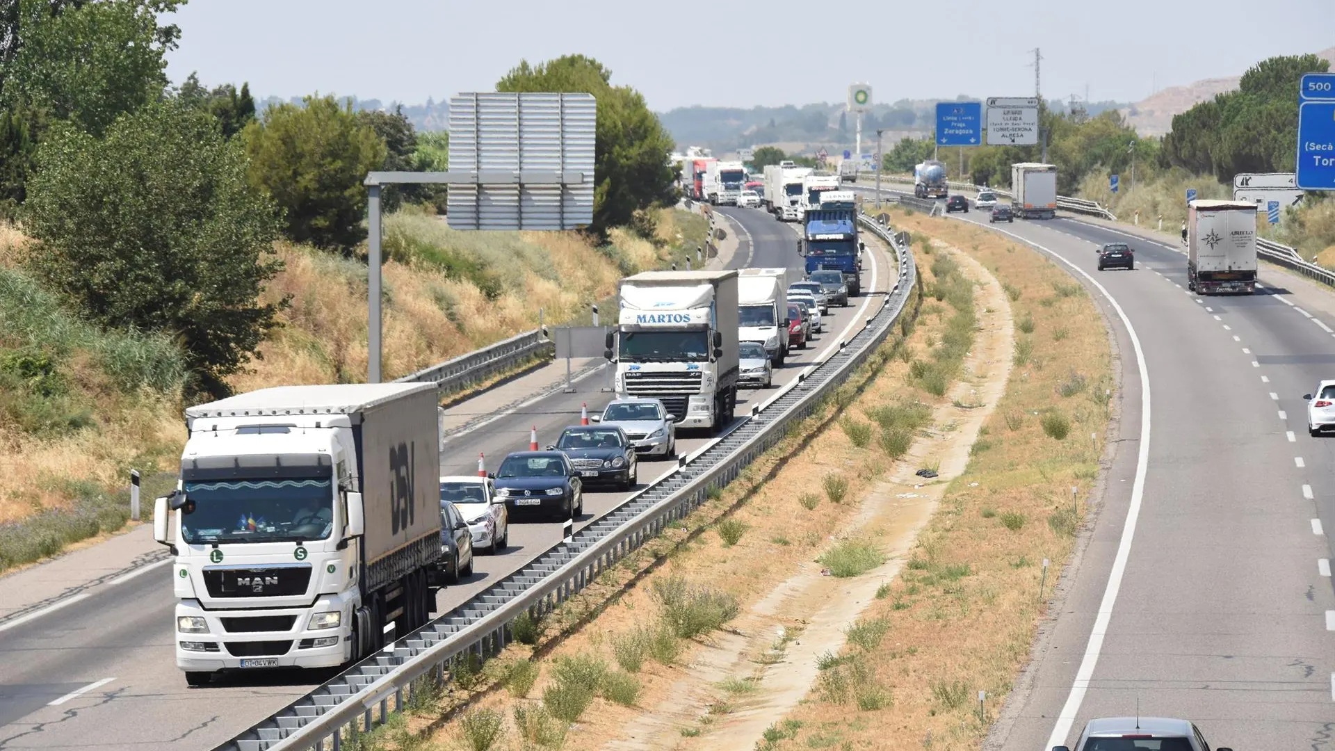 Una imagen de archivo de la A 2 cerca de Lleida, en dirección a Barcelona.