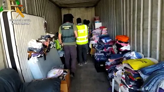 Detenido por apropiarse de donaciones de La Palma valoradas en 15.000 euros Detenido por apropiarse de donaciones de La Palma valoradas en 15.000 euros